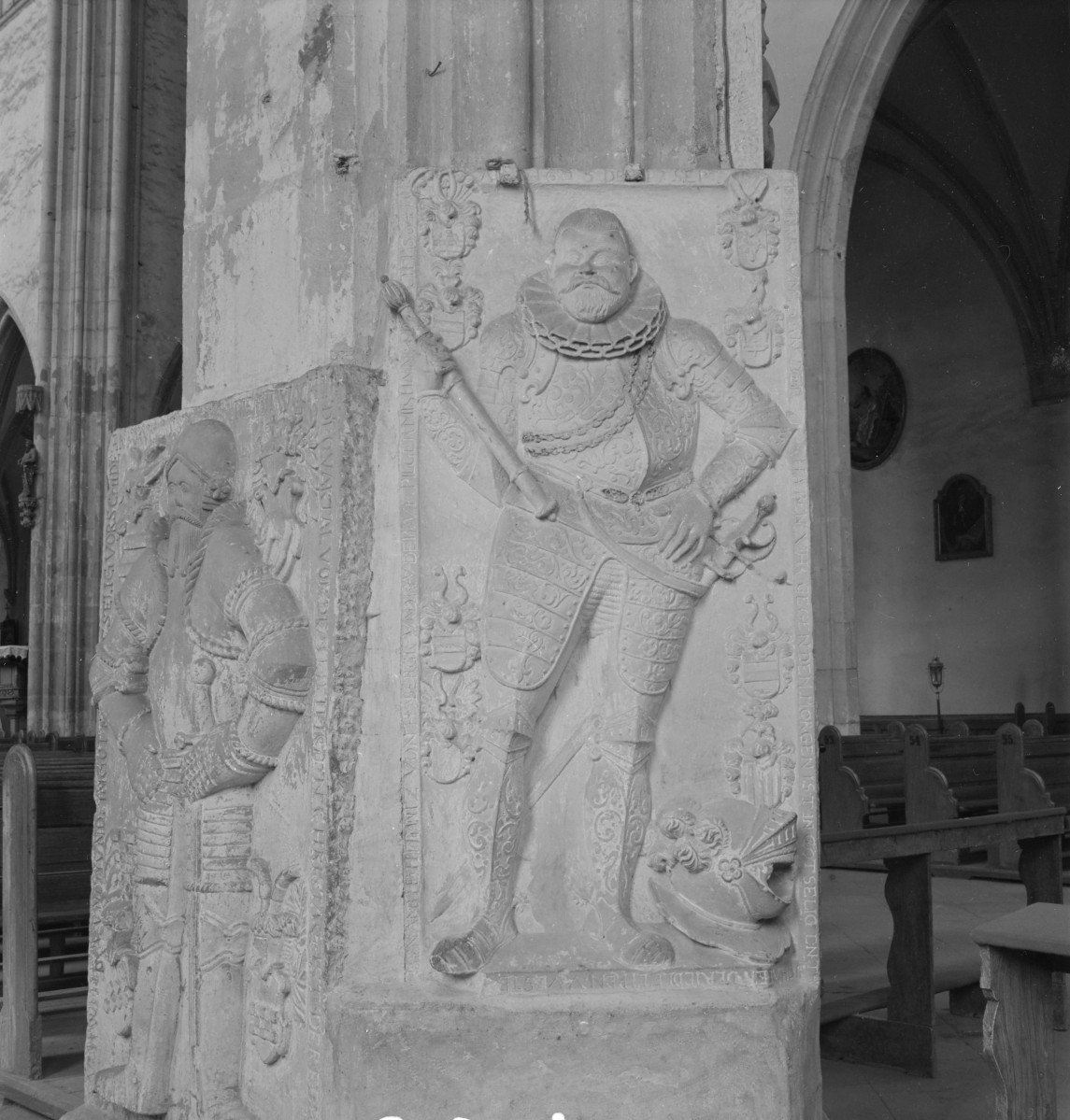 Bazylika pw. śś. ap. Piotra i Pawła - wnętrze: epitafium Hantza von Hoberg und Kauder avf Pilgramshain, zmarłego 17 września 1603 roku w wieku 64 lat., skan 1