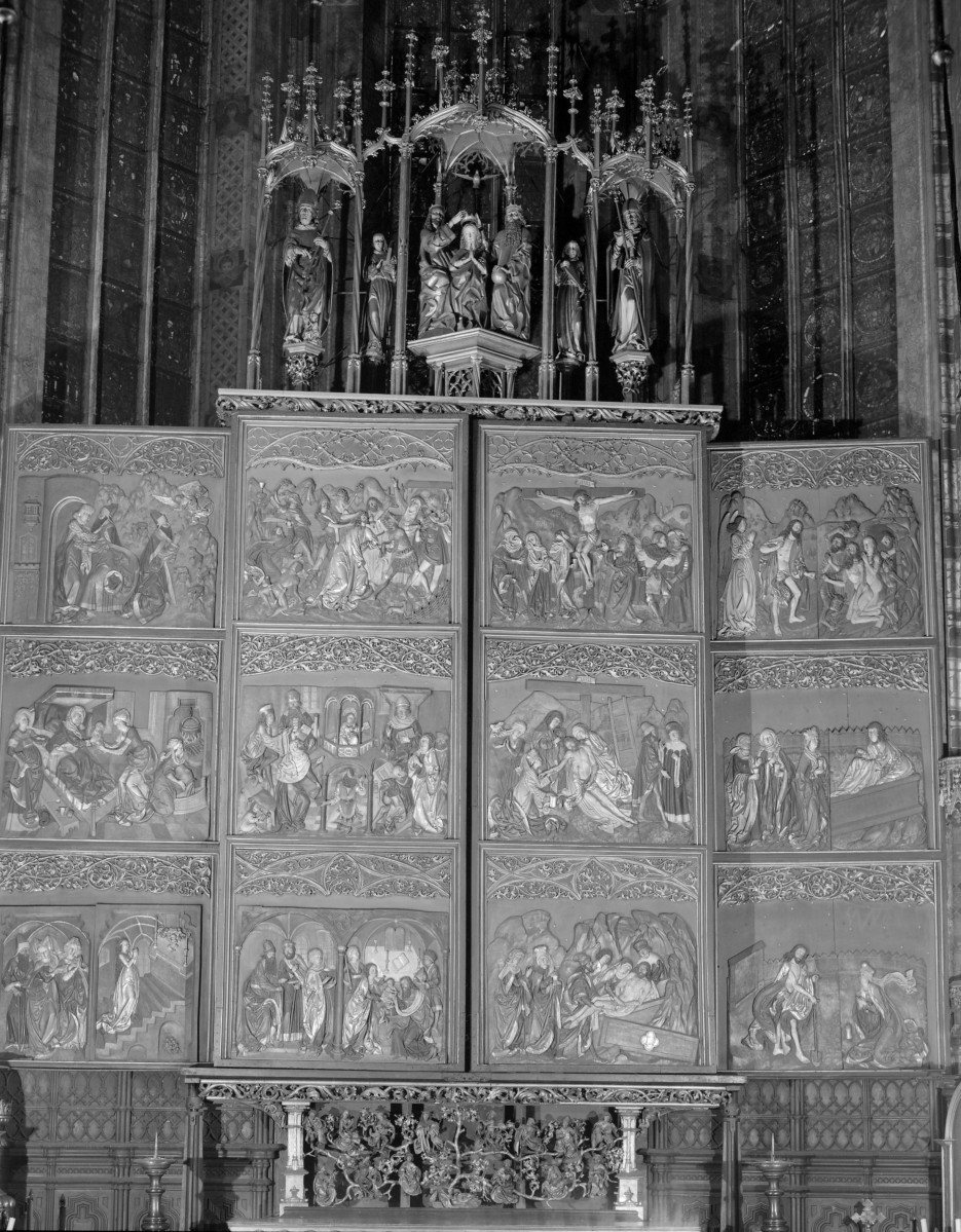 Kościół Mariacki pw. Wniebowzięcia Najświętszej Marii Panny - ołtarz Wita Stwosza: zamknięty, skan 1