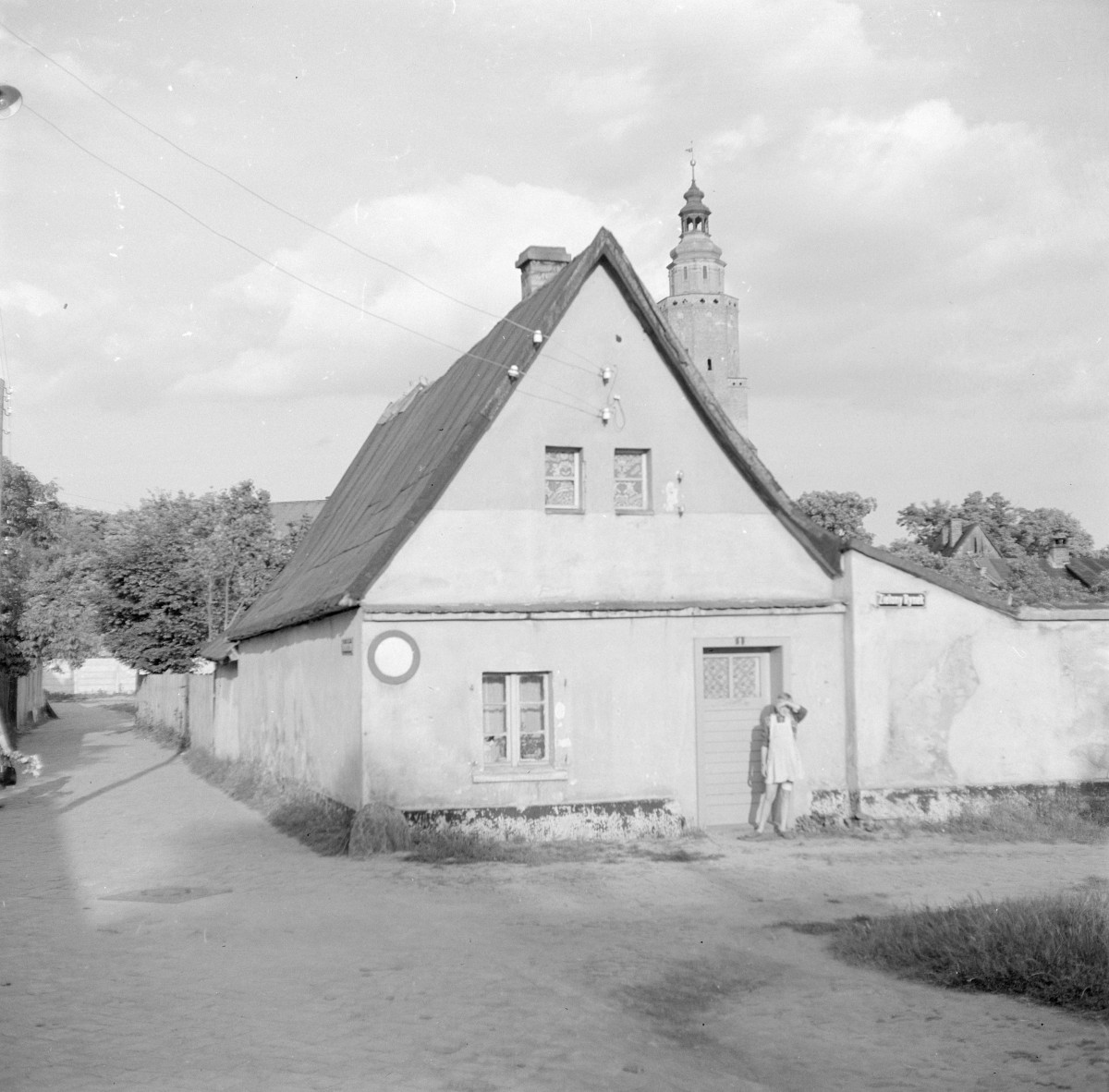 dom - elewacja boczna, wieża - kościoła farnego, skan 1