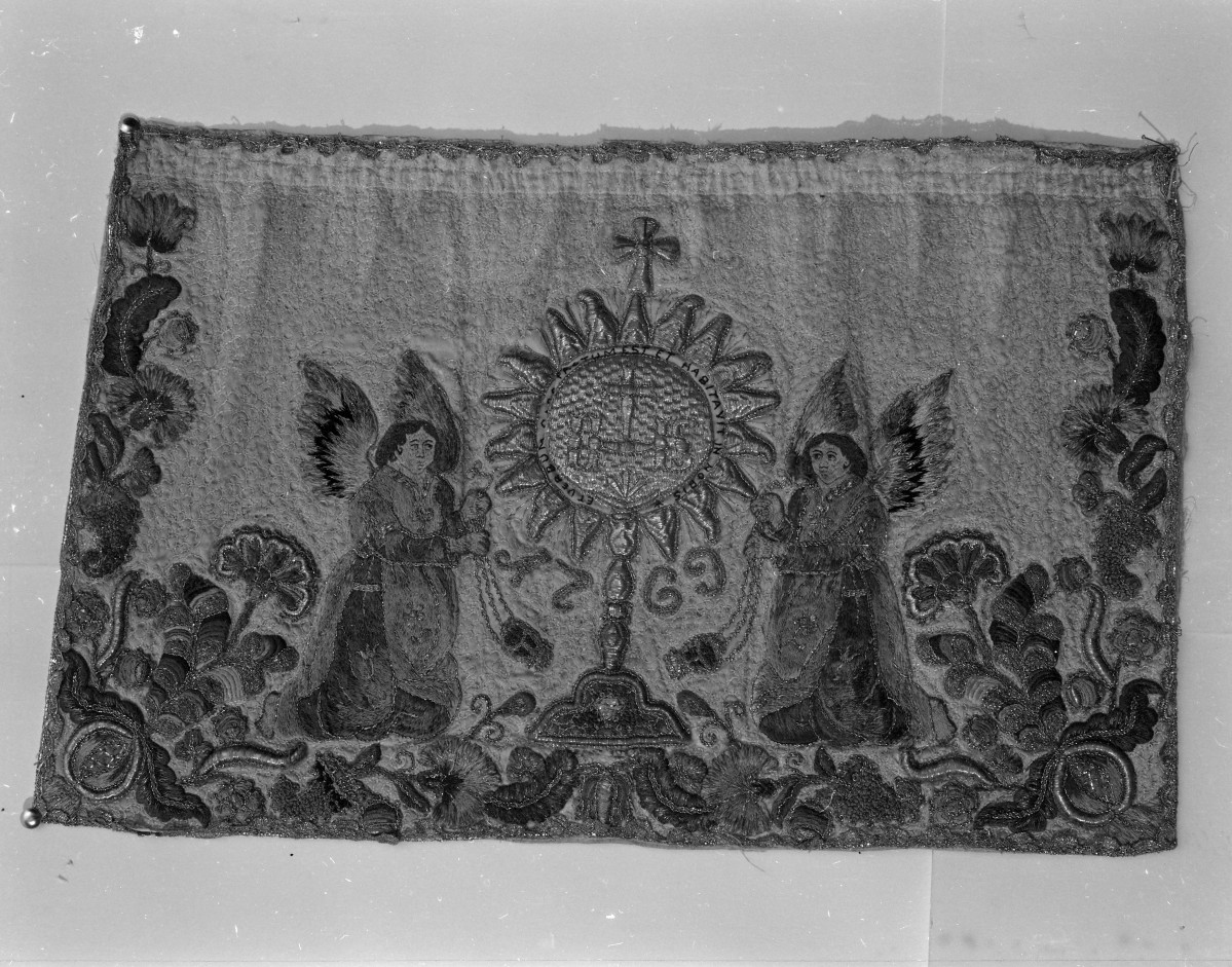 klasztor Benedyktynek - zbiory - umbraculum, skan 1