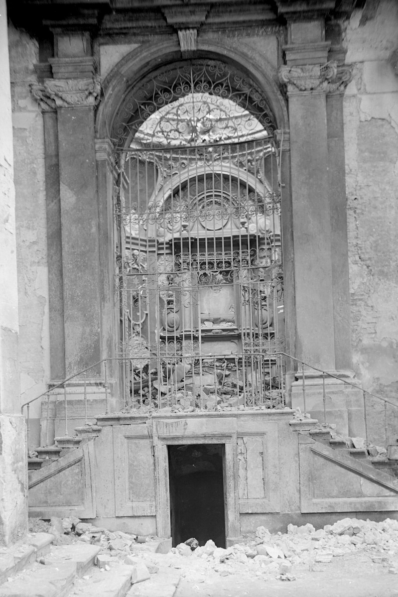 Konwent św. Jacka - Dominikanie. Wnętrze: kaplica Kotowskich., skan 1