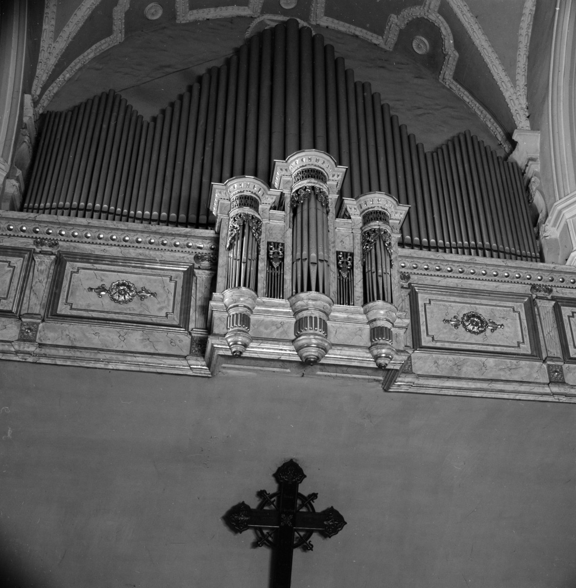 katedra św. Mikołaja Biskupa - prospekt organowy, skan 1