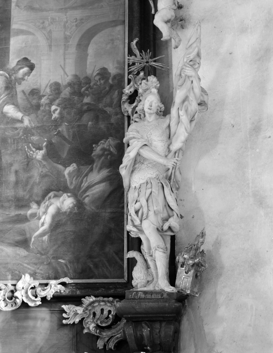 kościół, ob. parafialny pw. Wniebowzięcia Najświętszej Marii Panny - wnętrze: rzeźba w ołtarzu bocznym prawym, skan 1