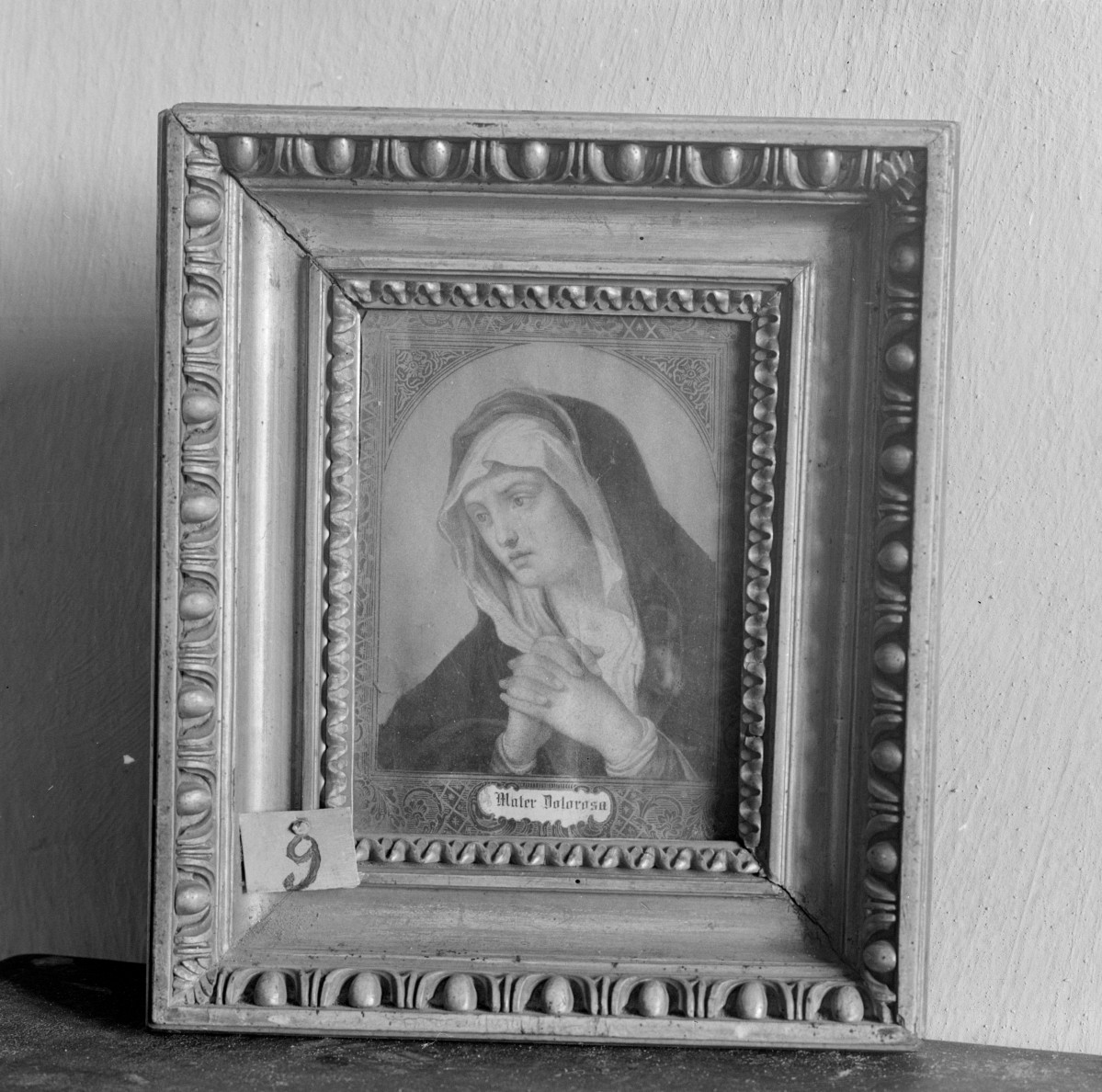 klasztor ss. Mniszek Benedyktynek - zbiory - staloryt kolorowany Matka Boska Bolesna z XIX wieku, skan 1