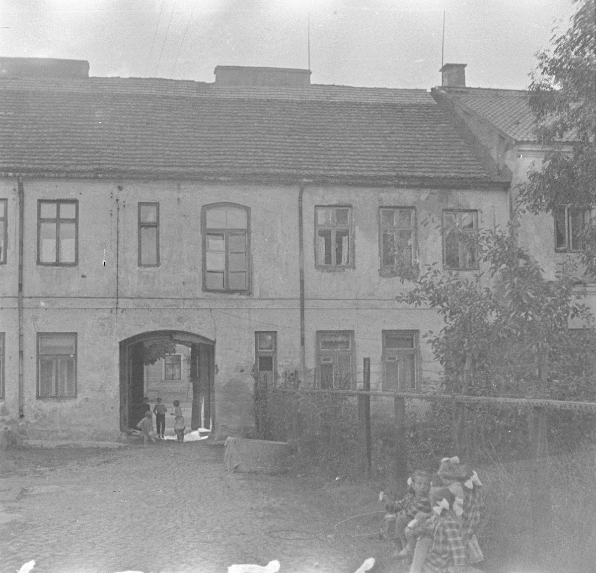 dom, kamienica, dawna ul. Kościuszki 98 - elewacja od dziedzińca, skan 1