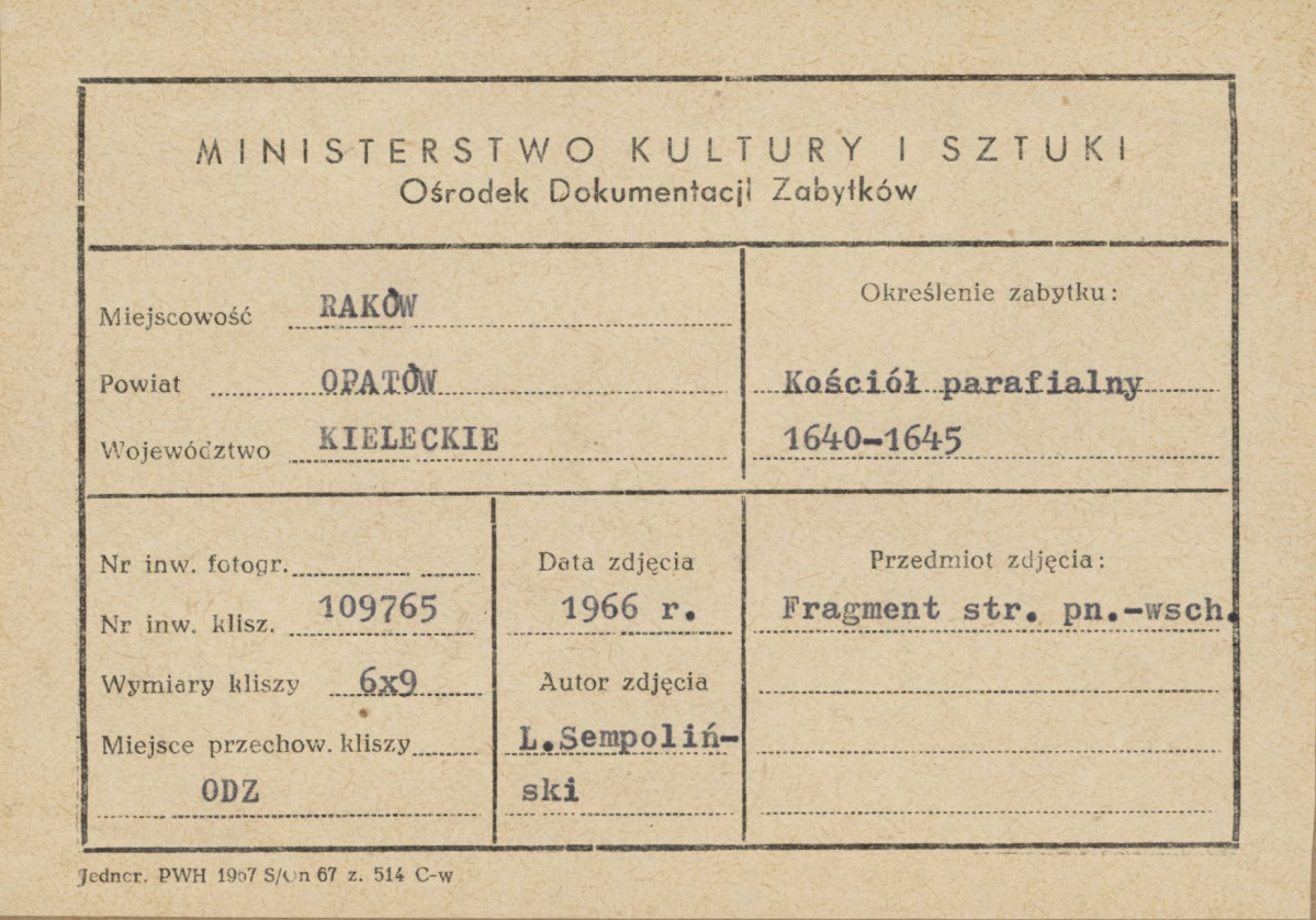 Kościół parafialny - fragment elewacji wschodniej  - metryczka, skan 1