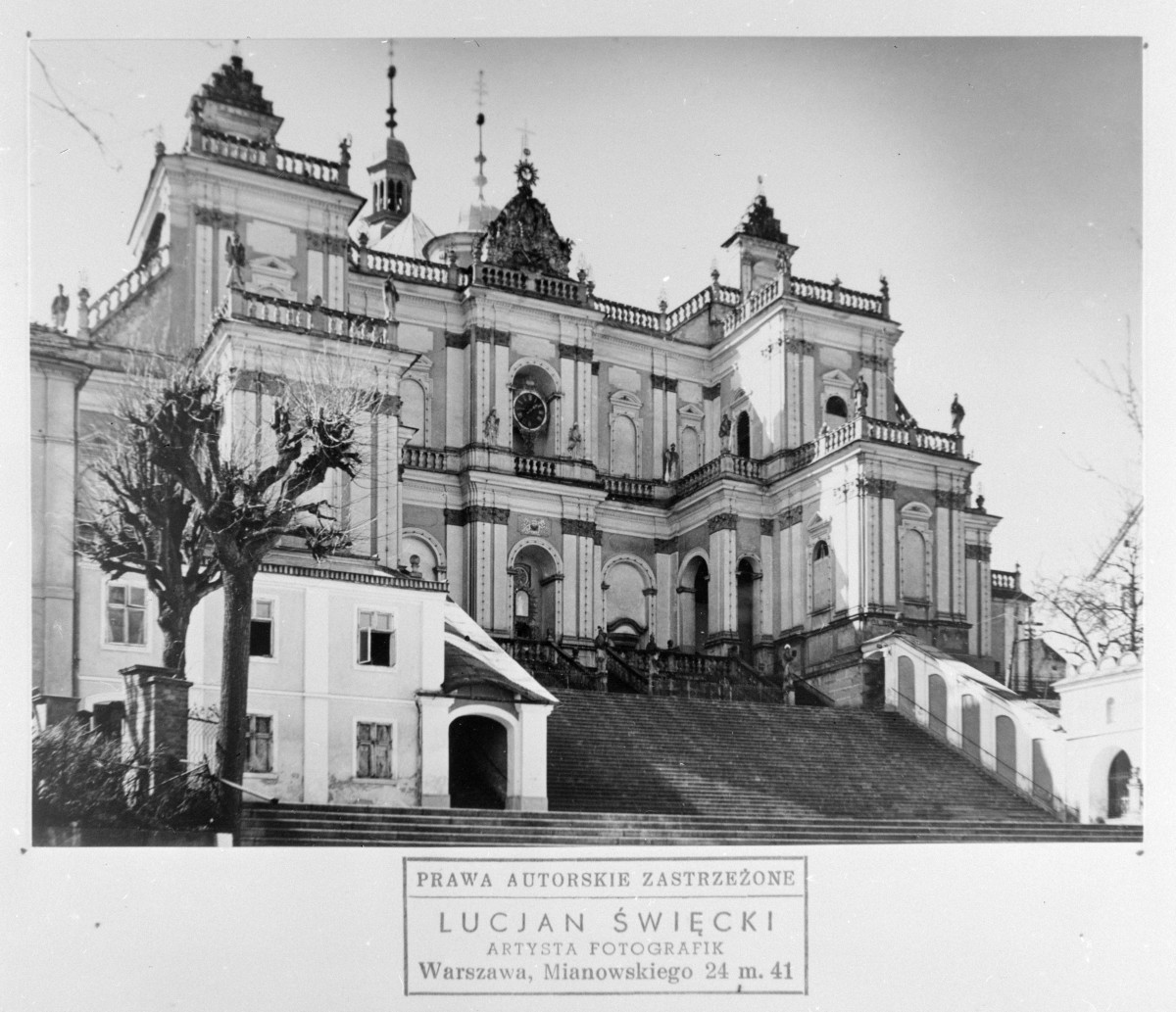 Bazylika Nawiedzenia NMP - front, skan 1