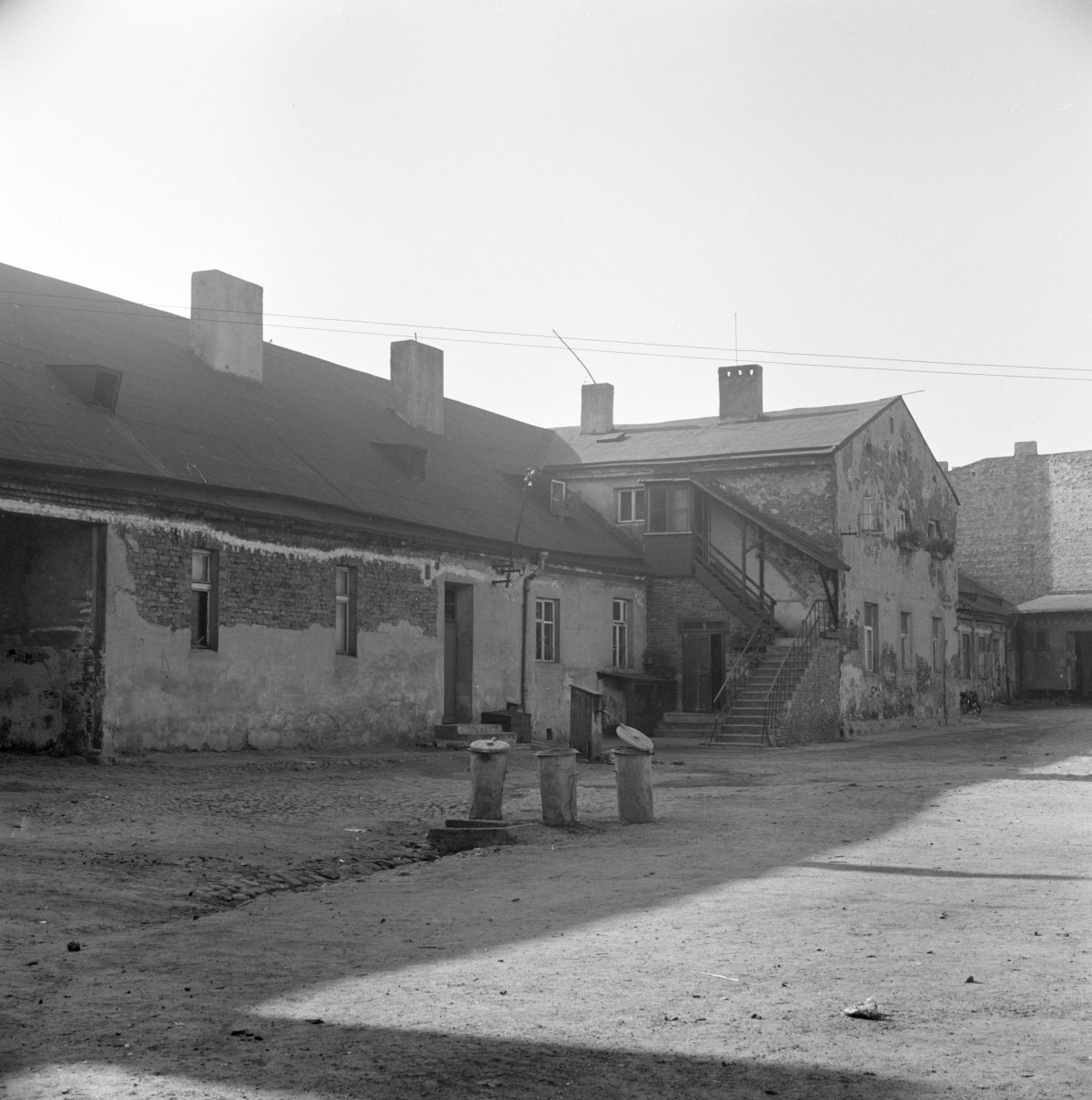 kamienica - elewacja od podwórza, skan 1