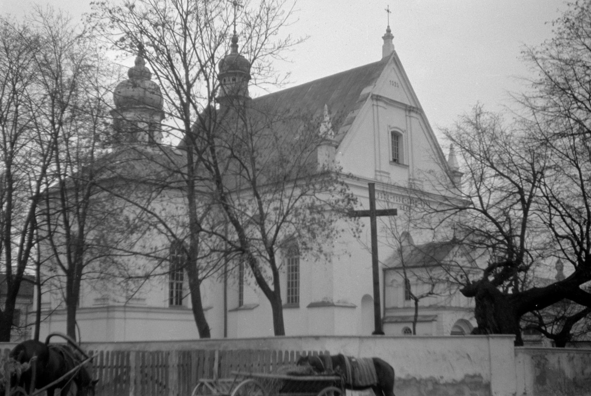 kościół św. Anny - el. frontowa, kaplica Radziwiłów, skan 1