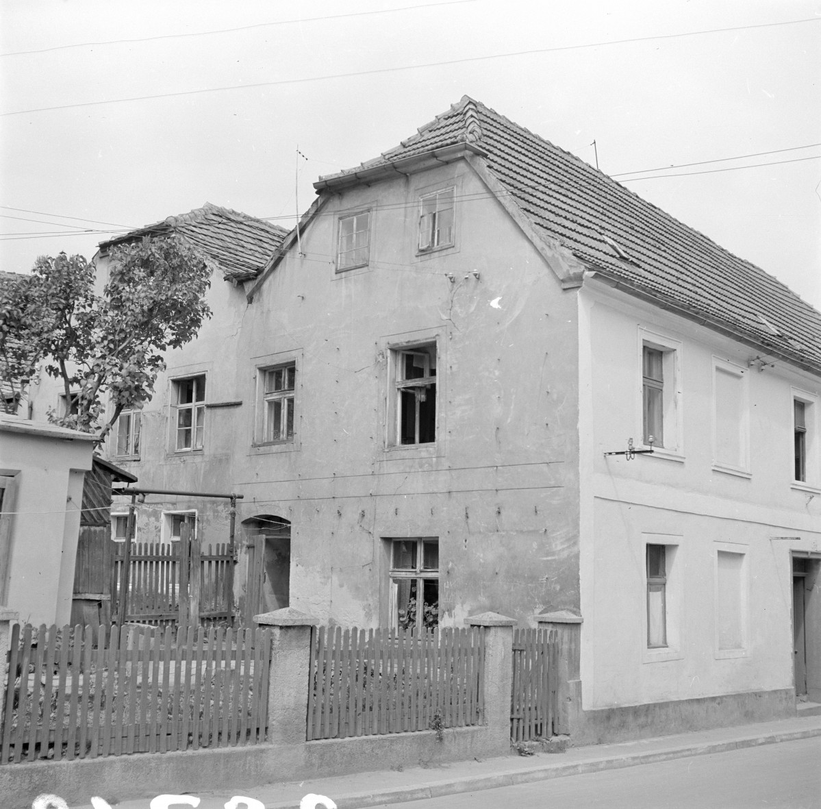 kamienice - elewacje, skan 1