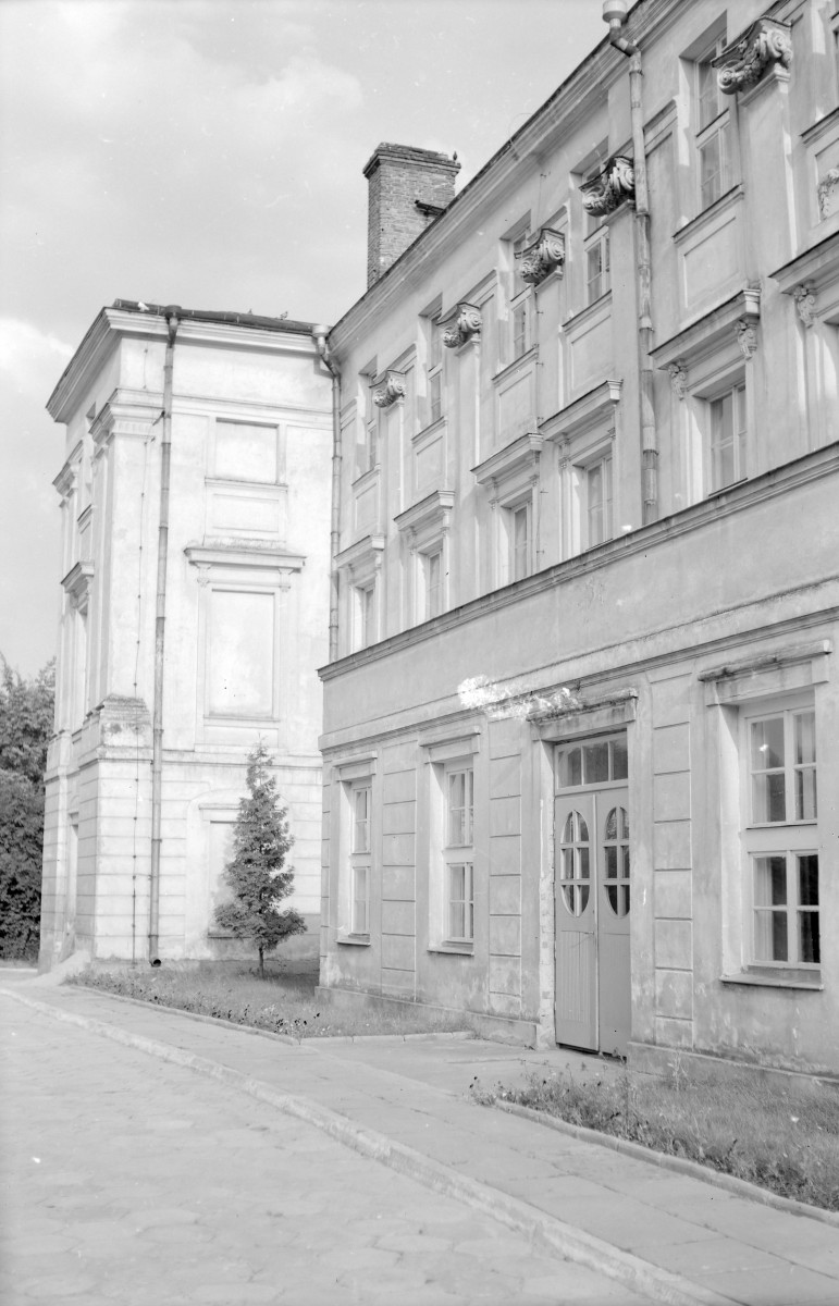 Pałac Lubomirskich - elewacja, skan 1