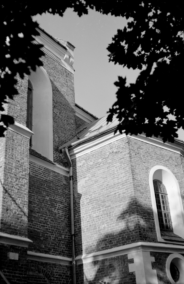 Kościół Trójcy Świętej i Narodzenia Najświętszej Maryi Panny - elewacja pn., skan 1