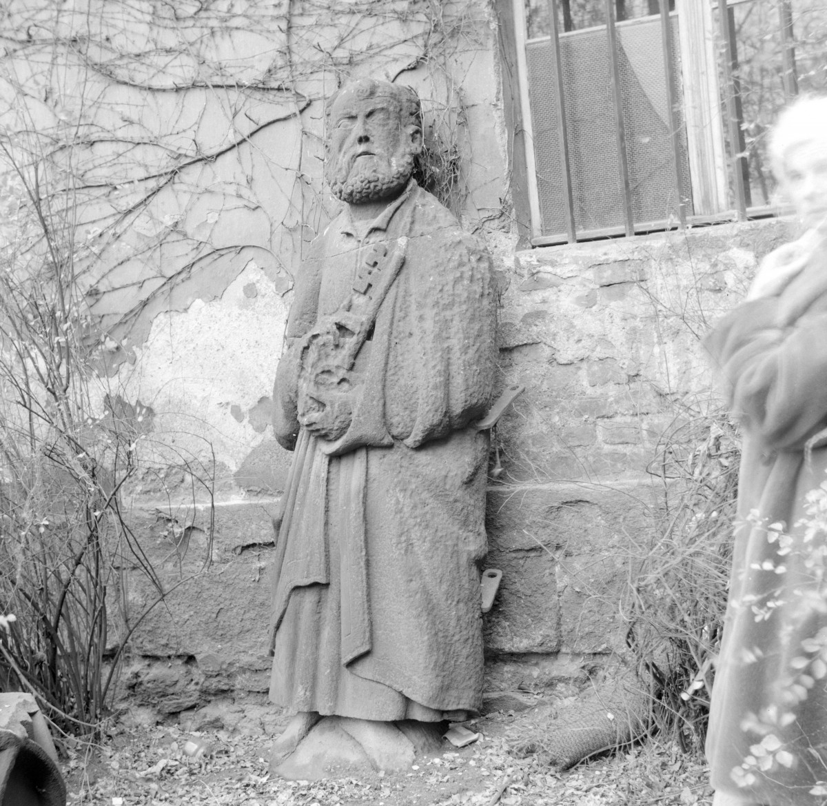 Katedra pw. św. Stanisława Biskupa i Męczennika i św. Wacława Męczennika - rzeźba gotycka, Św. Piotra, skan 1