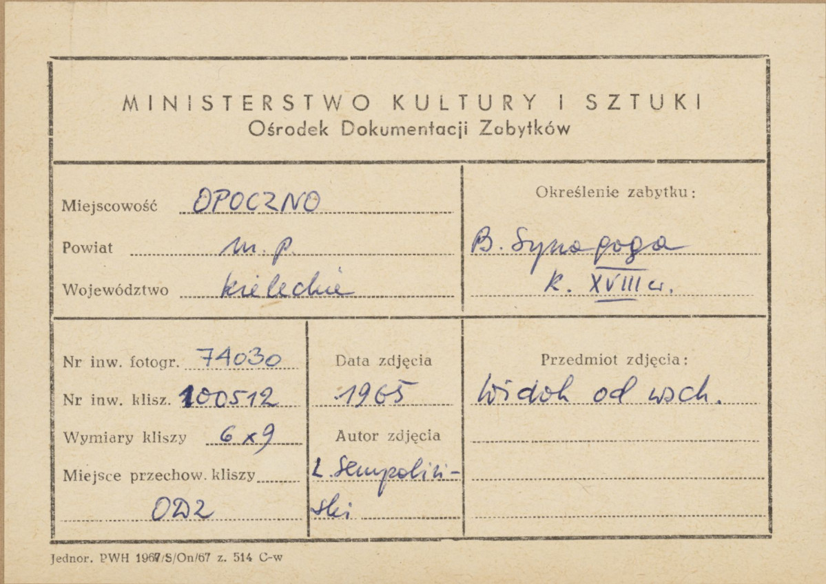 Synagoga - widok ogólny od strony wschodniej - metryczka

 , skan 1