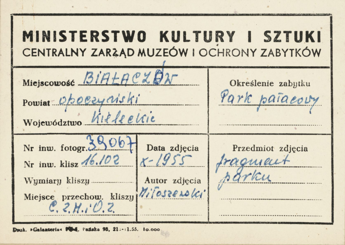 Zespół pałacowo - parkowy,  fragment parku - polana - metryczka, skan 1