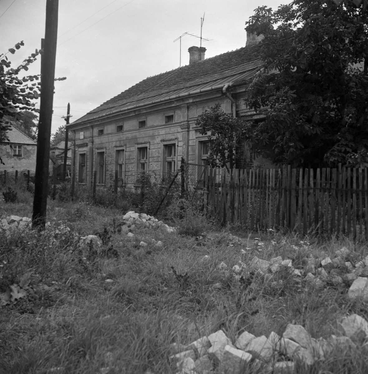 dom - elewacja frontowa, fragment, skan 1