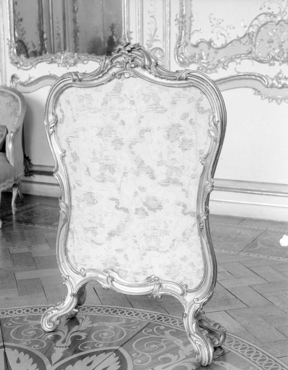 zamek magnacki Lubomirskich i Potockich - wnętrze - piętro I - Sala Lustrzana - ekran, skan 1