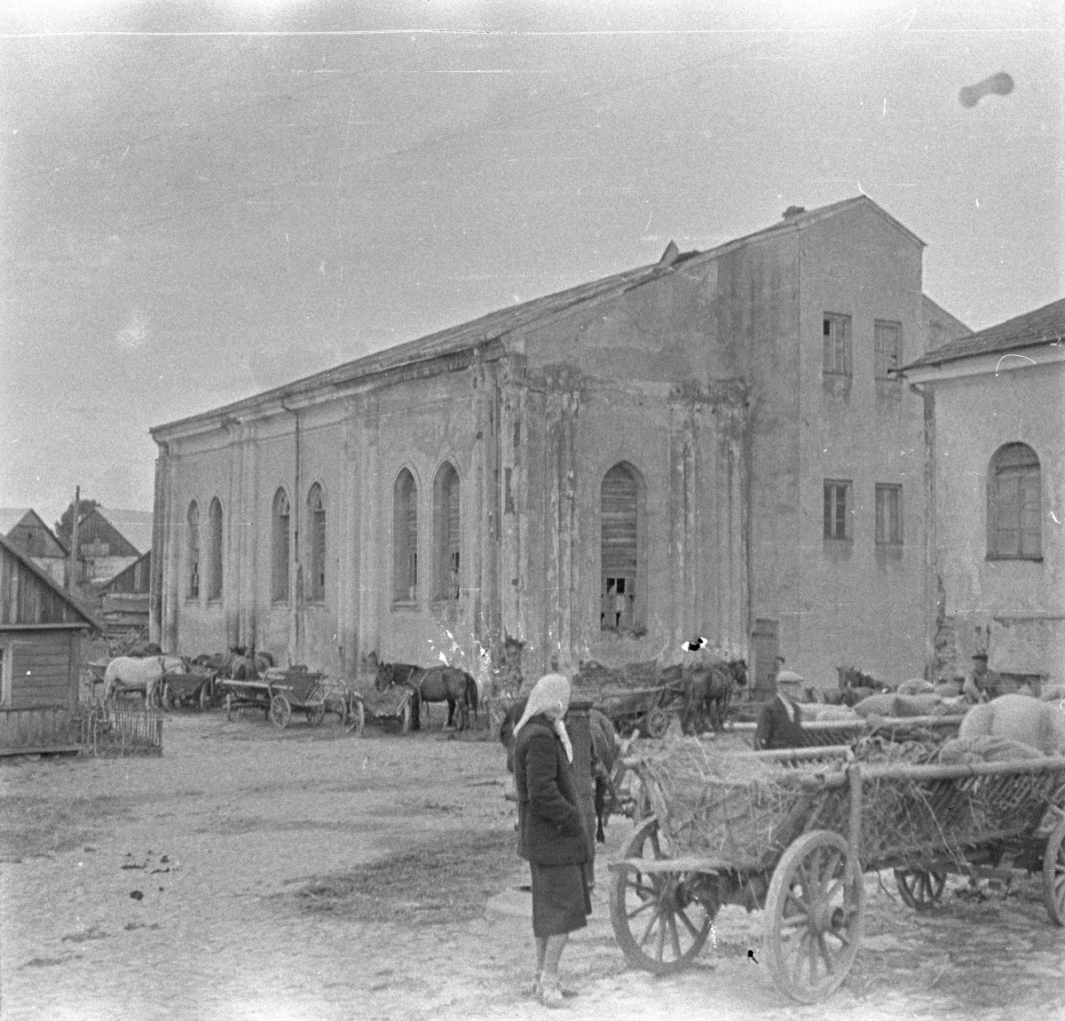 synagoga, bożnica - elewacja, skan 1