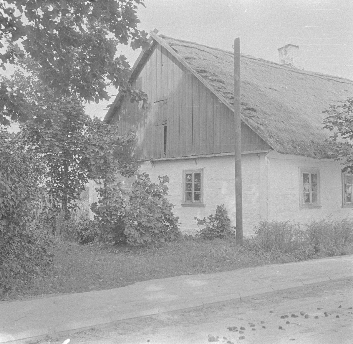 chałupa nr 8 - elewacja szczytowa, skan 1