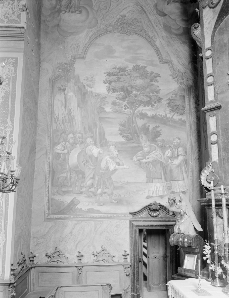 kościół katedralny pw. Narodzenia Najświętszej Marii Panny - wnętrze: fragment polichromii w kaplicy mansjonarskiej, skan 1