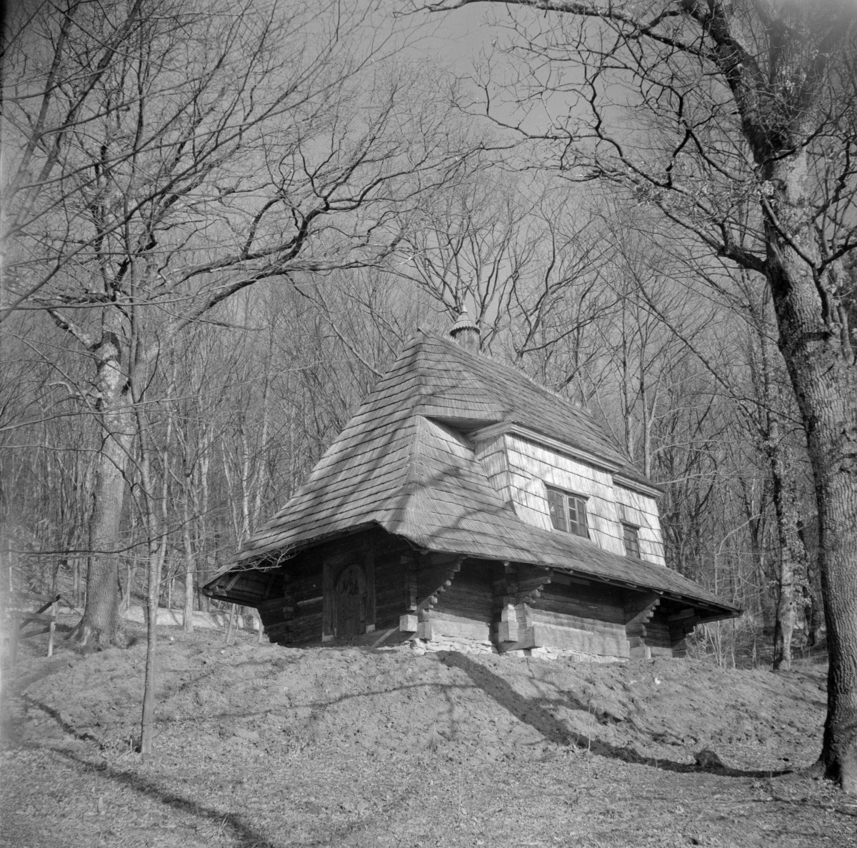 cerkiew św. Onufrego - widok ogólny, elewacja, skan 1