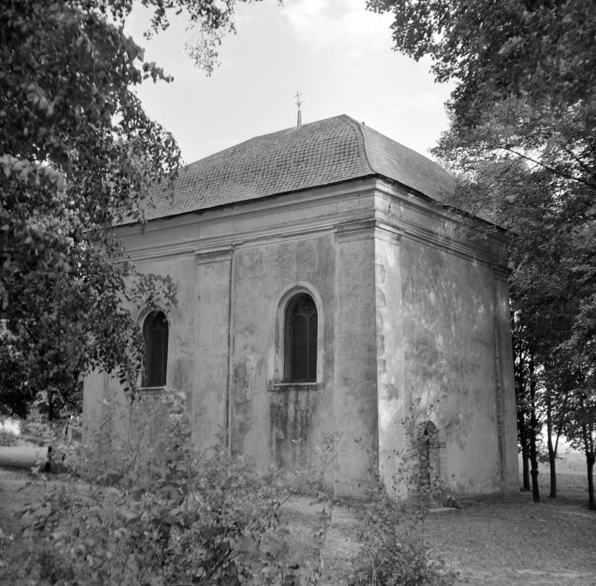 kaplica "Wieczernik" - elewacja, skan 1