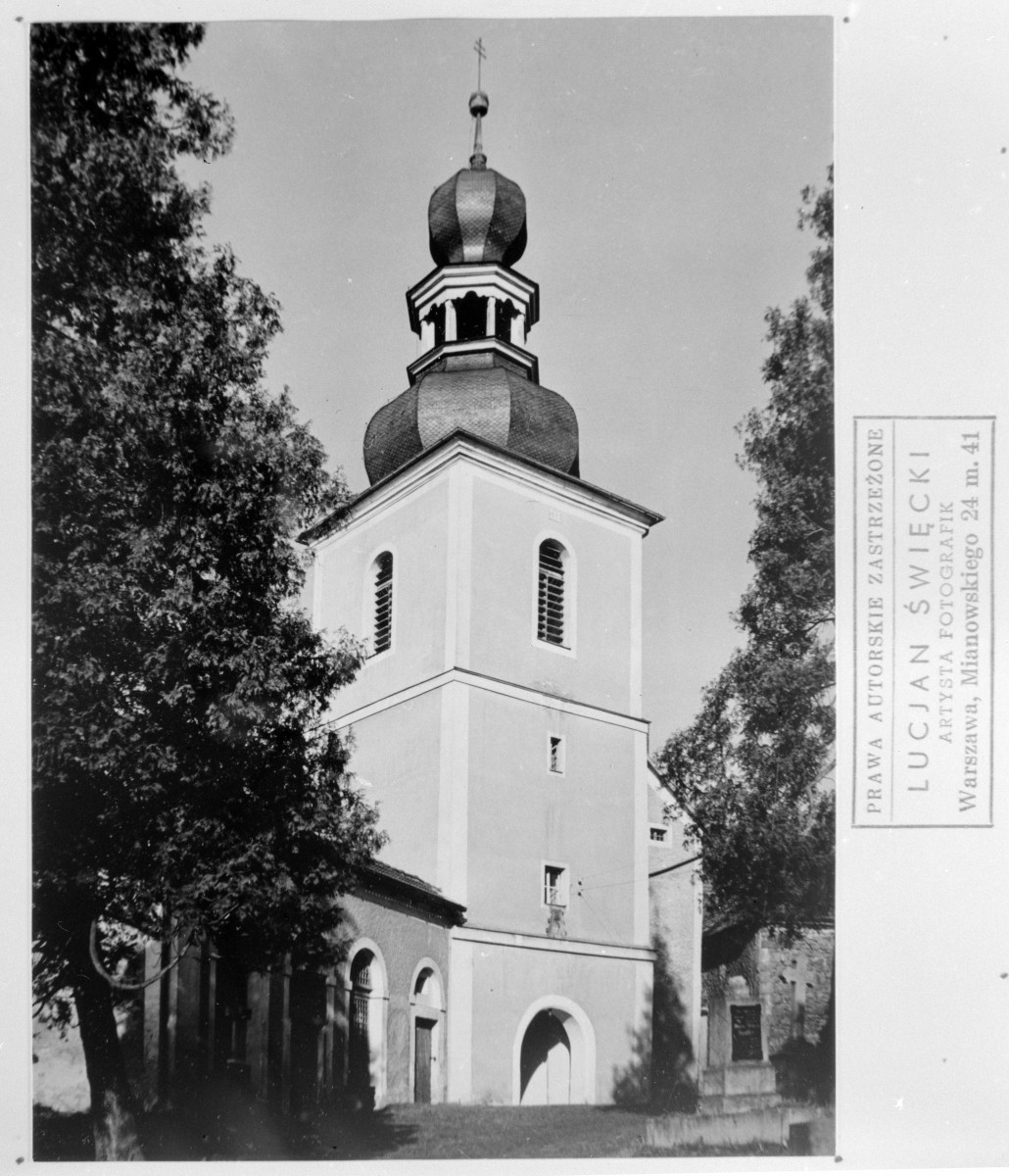 kościół św. Jerzego - dzwonnica, skan 1