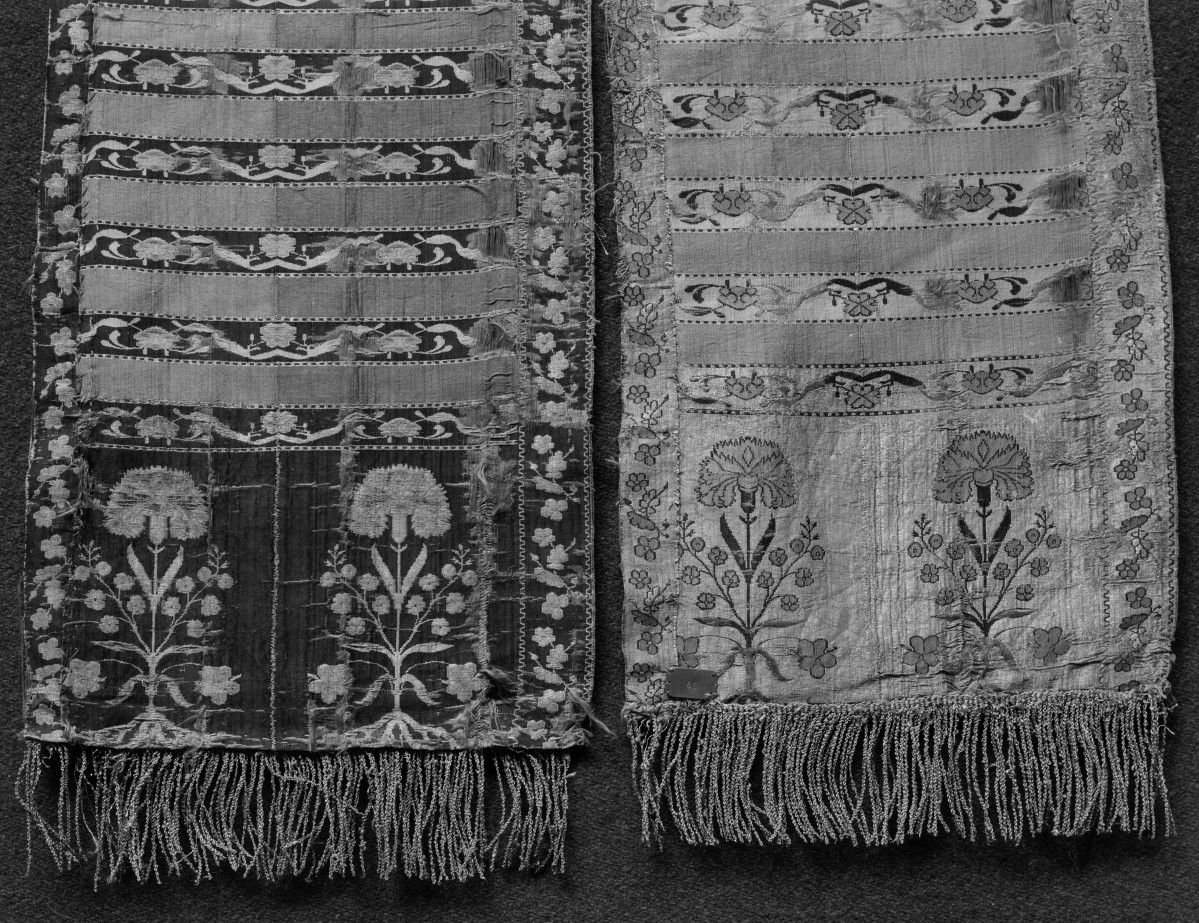 kościół pw. Wniebowzięcia Najświętszej Maryi Panny i św. Zygmunta - Muzeum Diecezjalne - zbiory - pas kontuszowy N 61 - fragment, skan 1