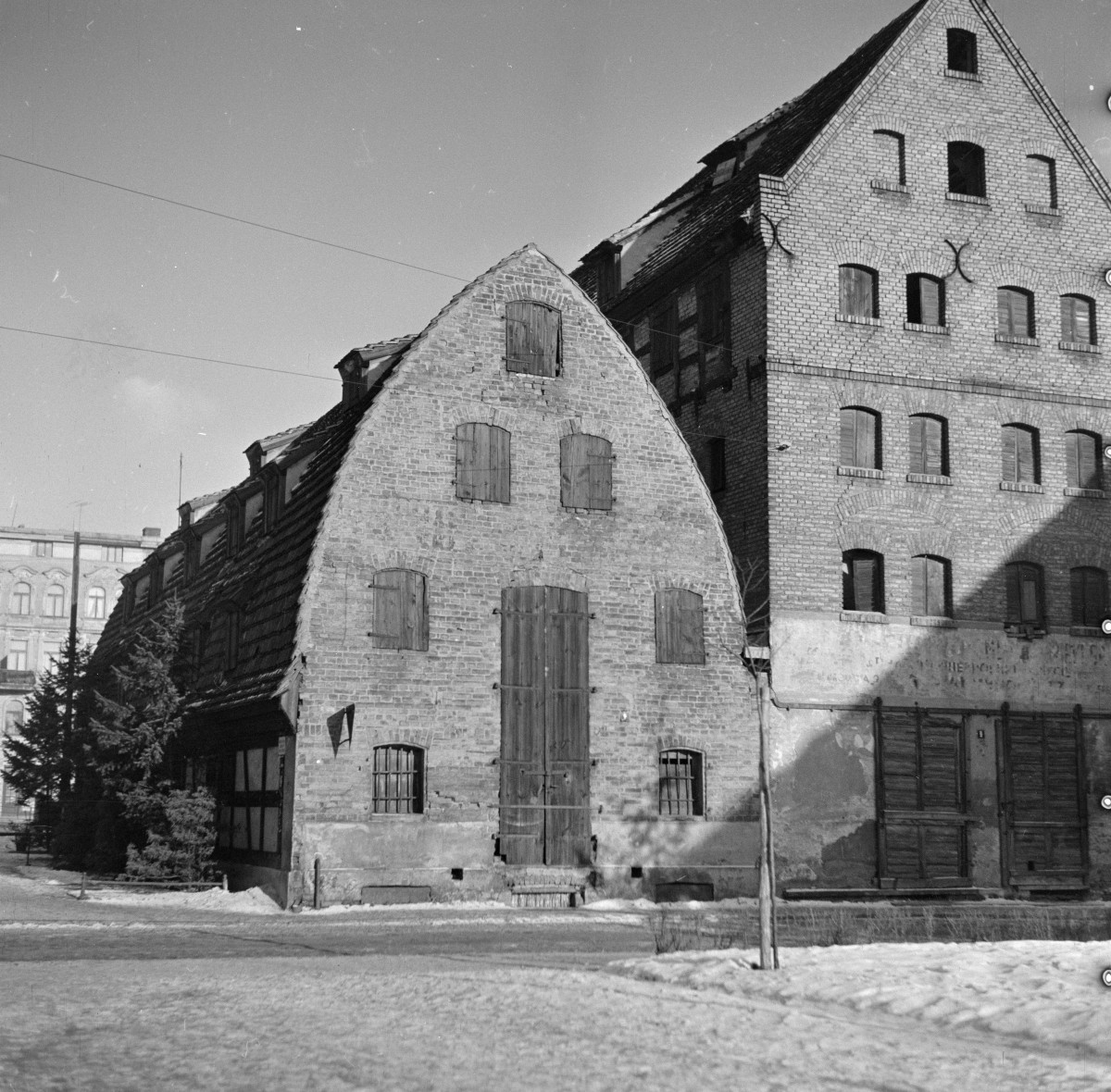 spichlerz - elewacja, skan 1