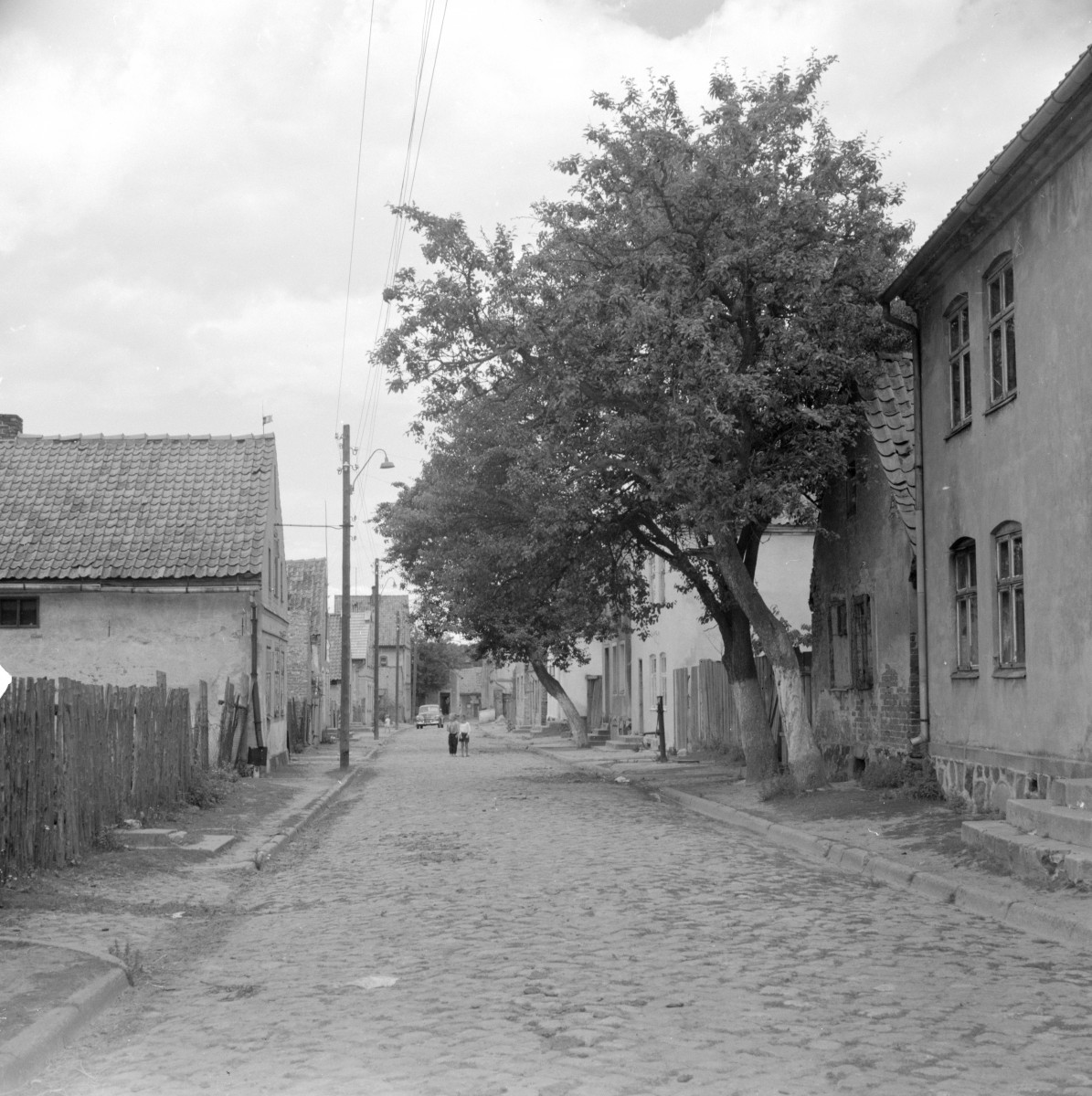 domy, ul. Nabrzeżna - perspektywa, skan 1
