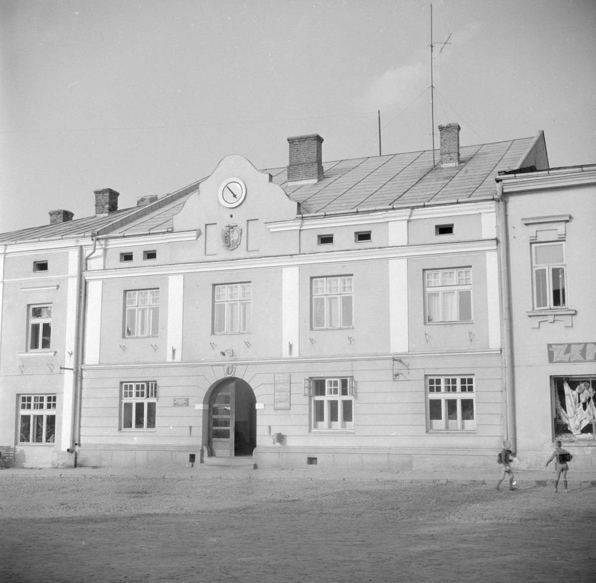 ratusz - elewacja frontowa, skan 1