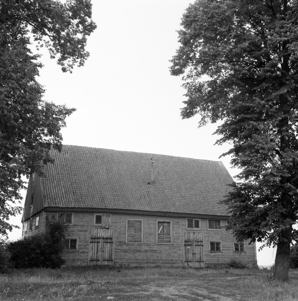 kościół mennonicki, ob. spichlerz - elewacja, skan 1