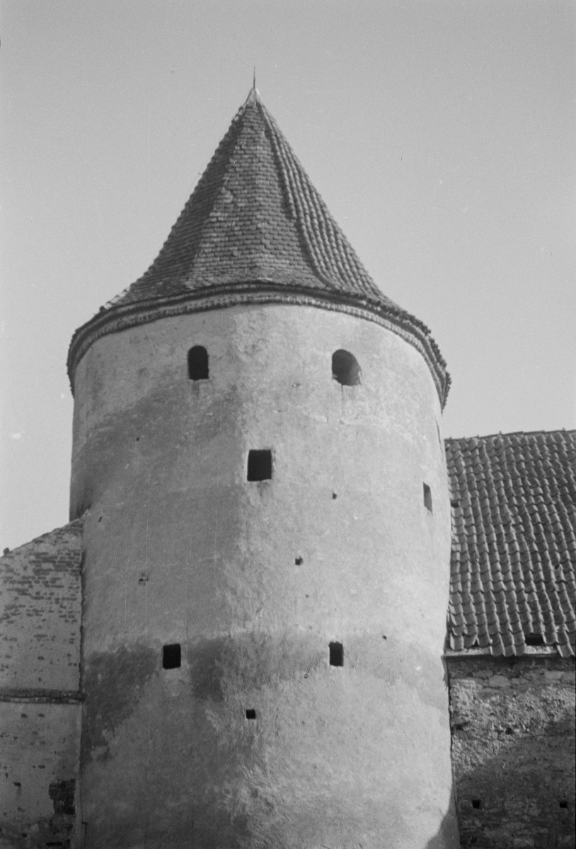 opactwo - baszta, skan 1