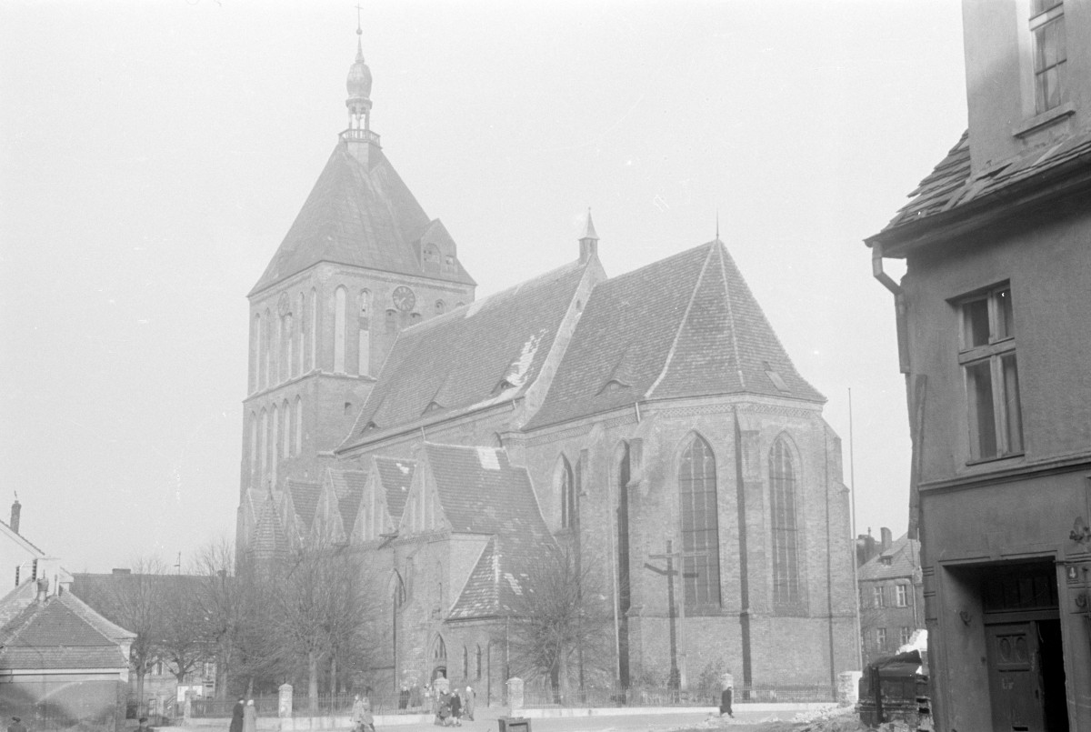 fara - elewacja, widok ogólny, skan 1