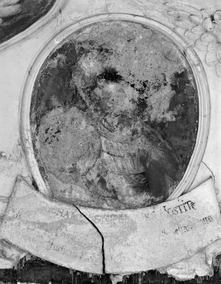 pałac - wnętrze: portret Nostitza w fasecie sali balowej, skan 1
