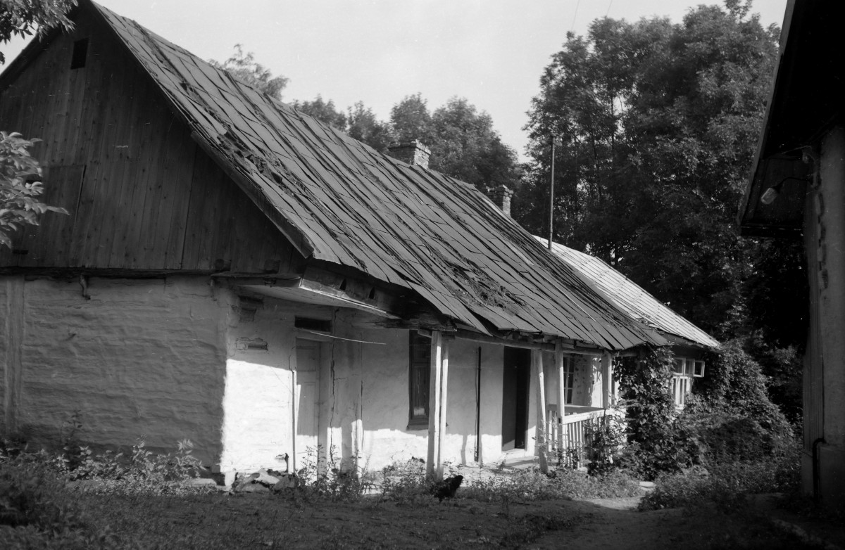 domy dawna ulica Obrońców Staliningradu - widok ogólny, skan 1