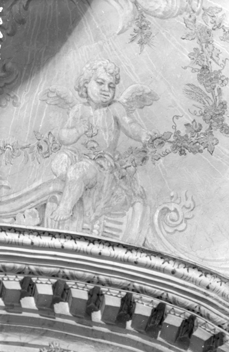 Katedra pw. Wniebowzięcia Najświętszej Marii Panny - wnętrze - kaplica Łubieńskich, fragment dekoracji malarskiej, skan 1