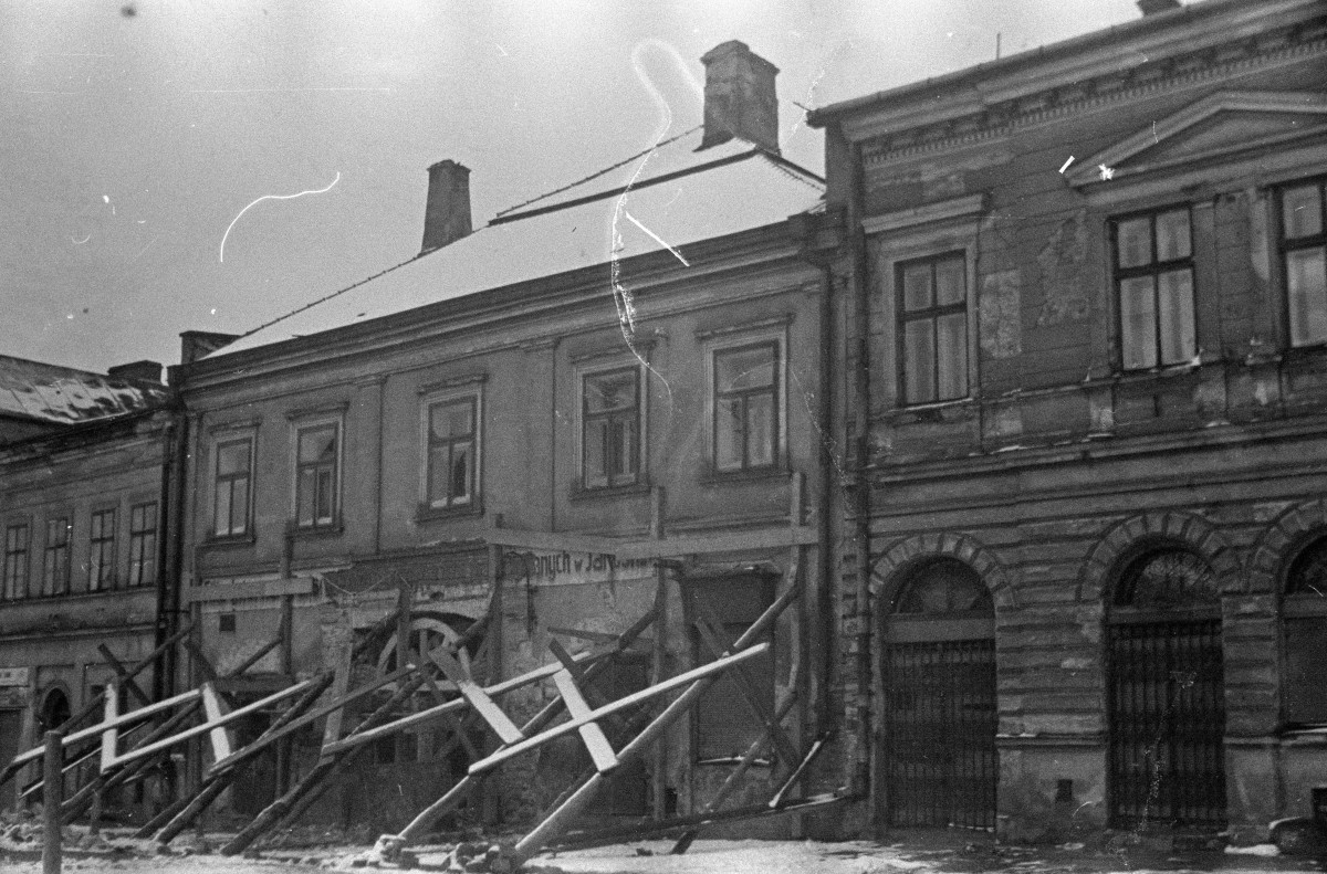 rynek - pierzeja północna, skan 1