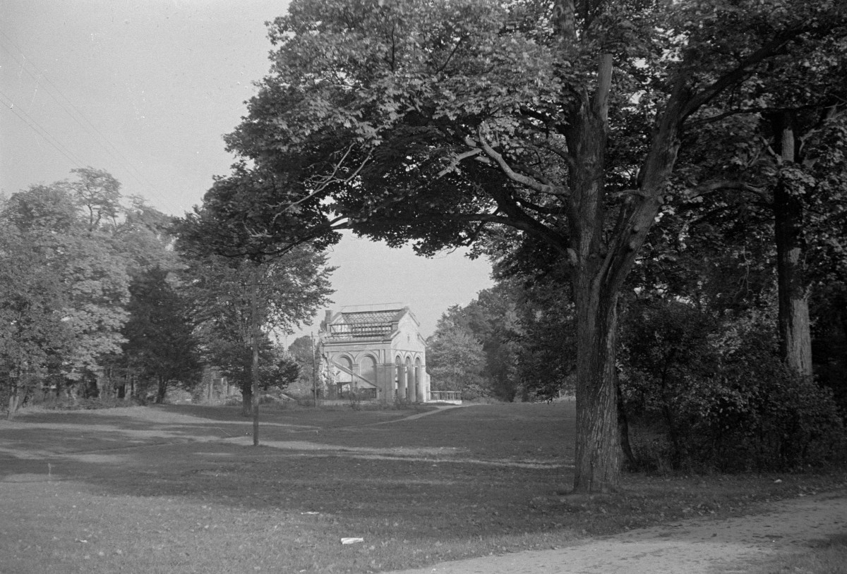 pałac Lobkowitzów - park pałacowy i oranżeria, skan 1