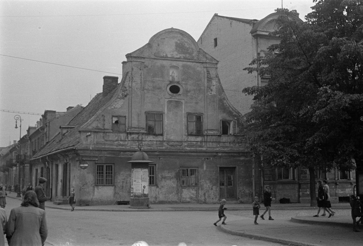 kamienica - elewacja północno-zachodnia, skan 1