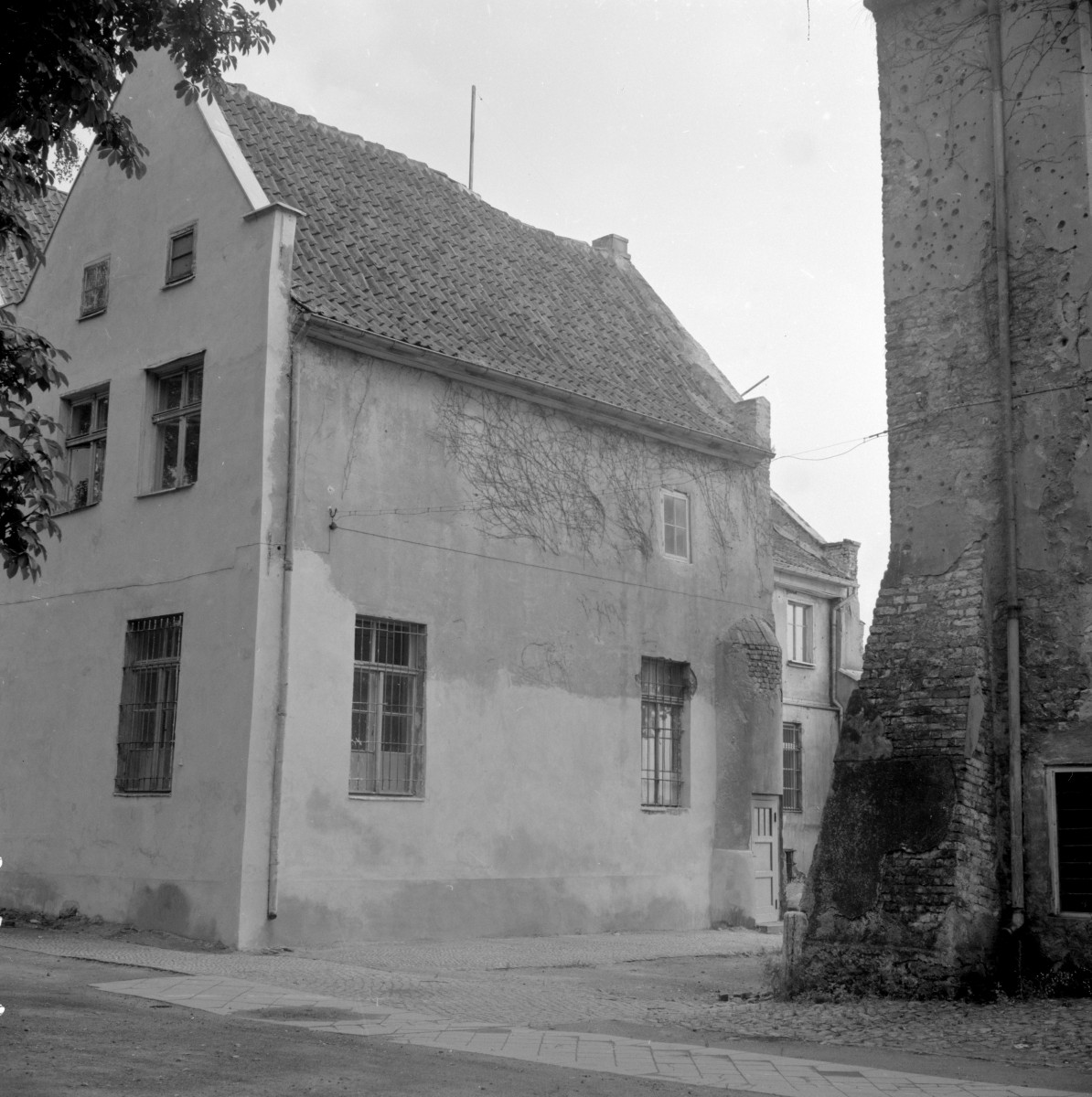 szkoła, tzw. Agnes Miegel Schule, internat - elewacja, skan 1