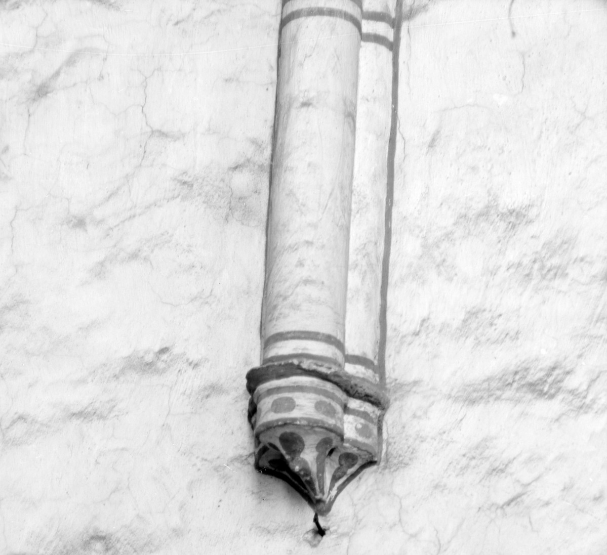 Kościół pod wezwaniem św. Jakuba i św. Mikołaja - wnętrze: wspornik w prezbiterium., skan 1