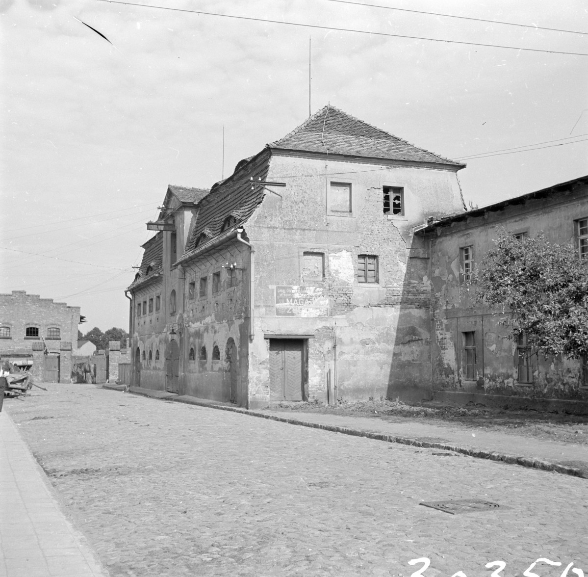 spichlerz - elewacja, skan 1