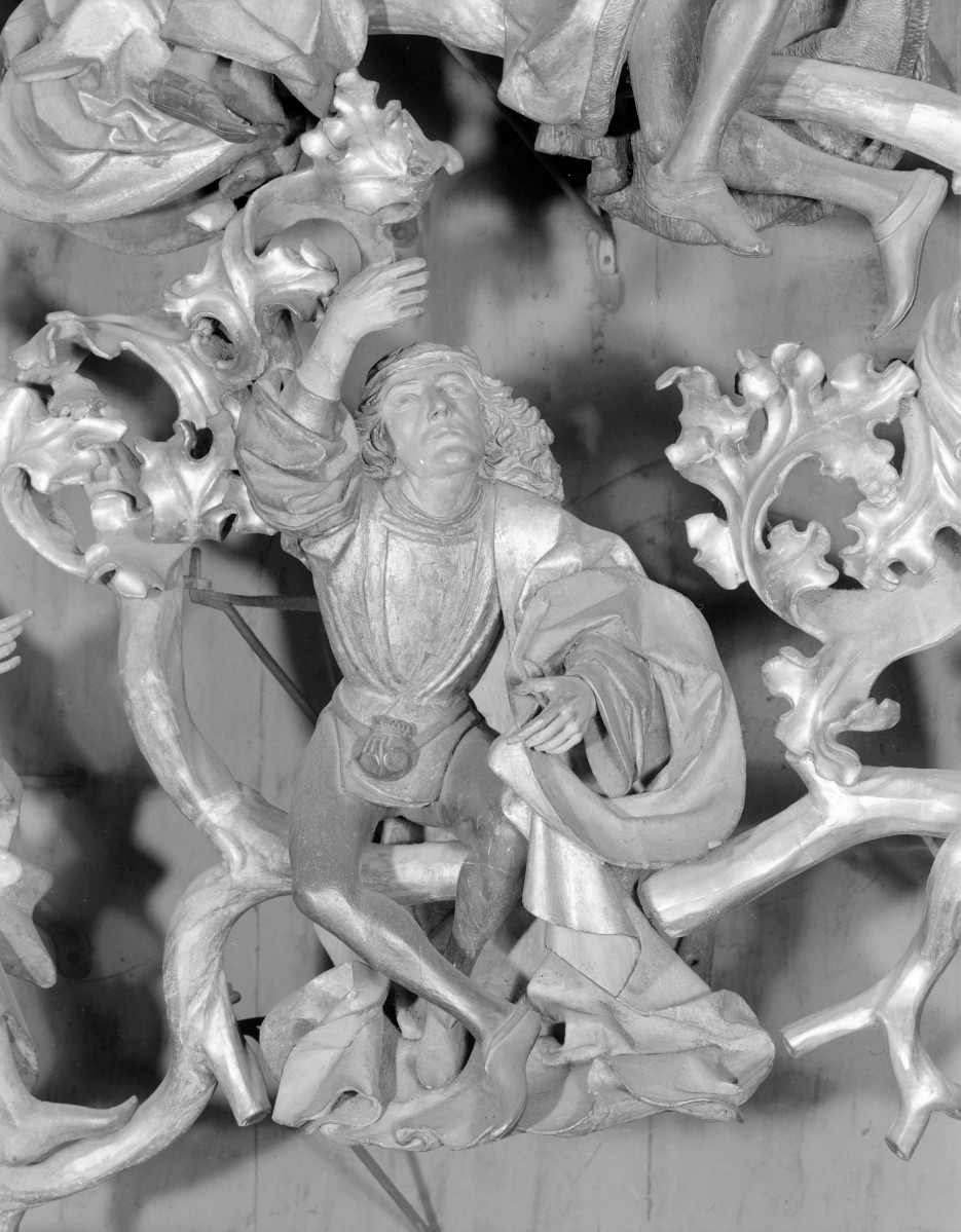 Kościół Mariacki pw. Wniebowzięcia Najświętszej Marii Panny - ołtarz Wita Stwosza: Predella - drzewo Jessego figura mężczyzny, skan 1