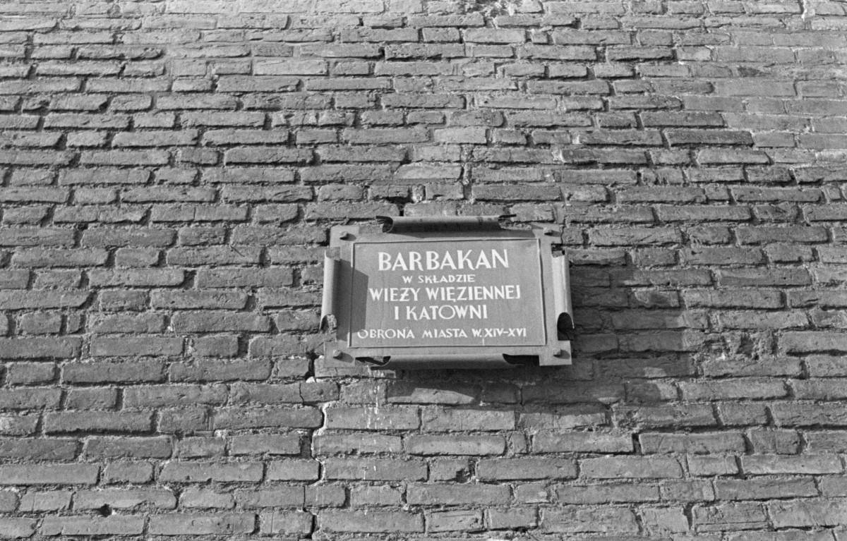 barbakan - tablica informacyjna, skan 1