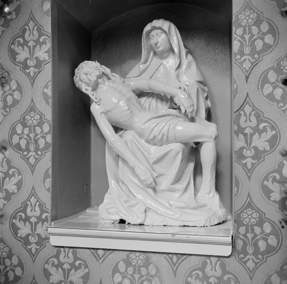 kościół św. Aleksego - pieta, skan 1