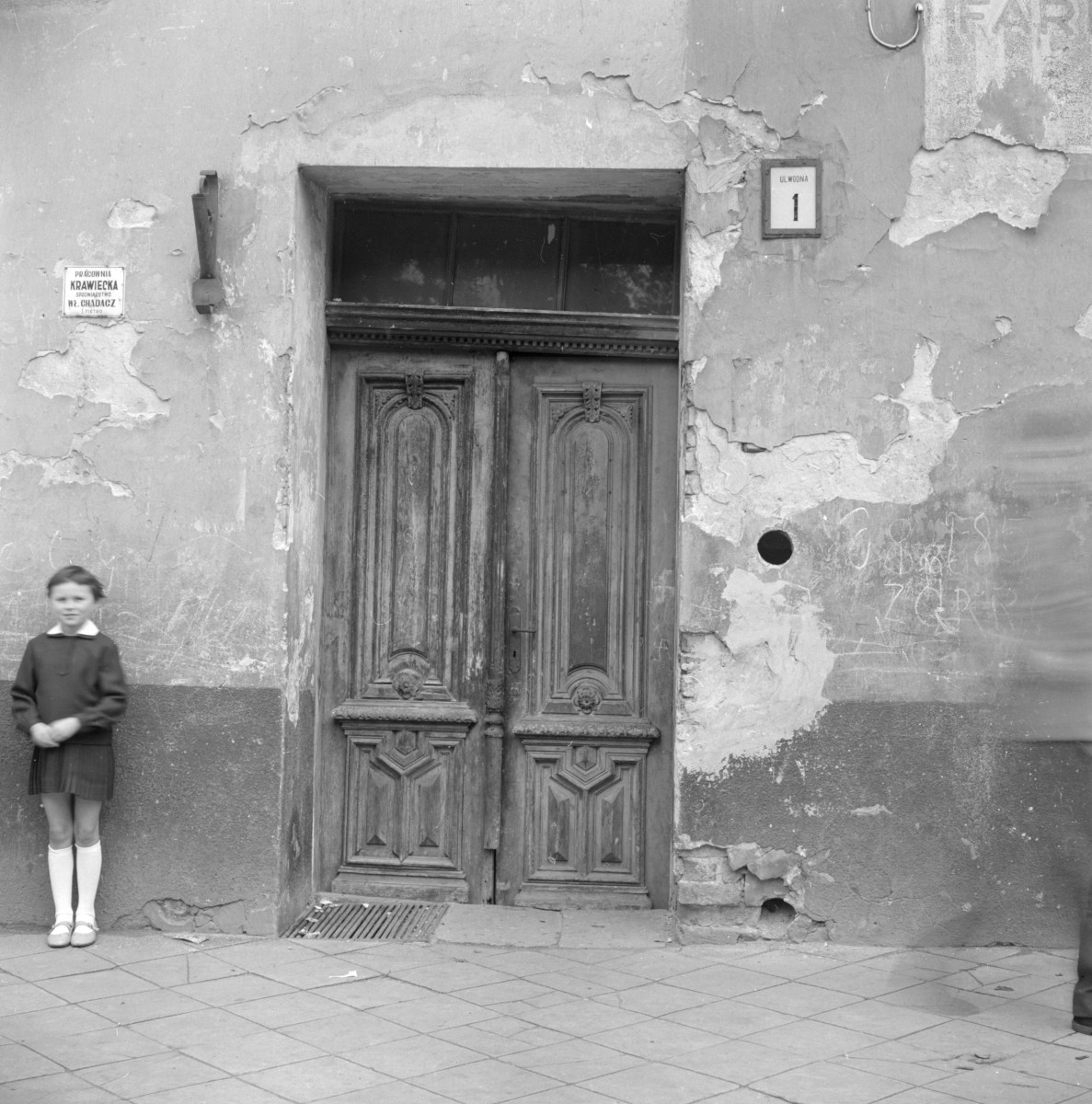 kamienica - drzwi, detale, skan 1