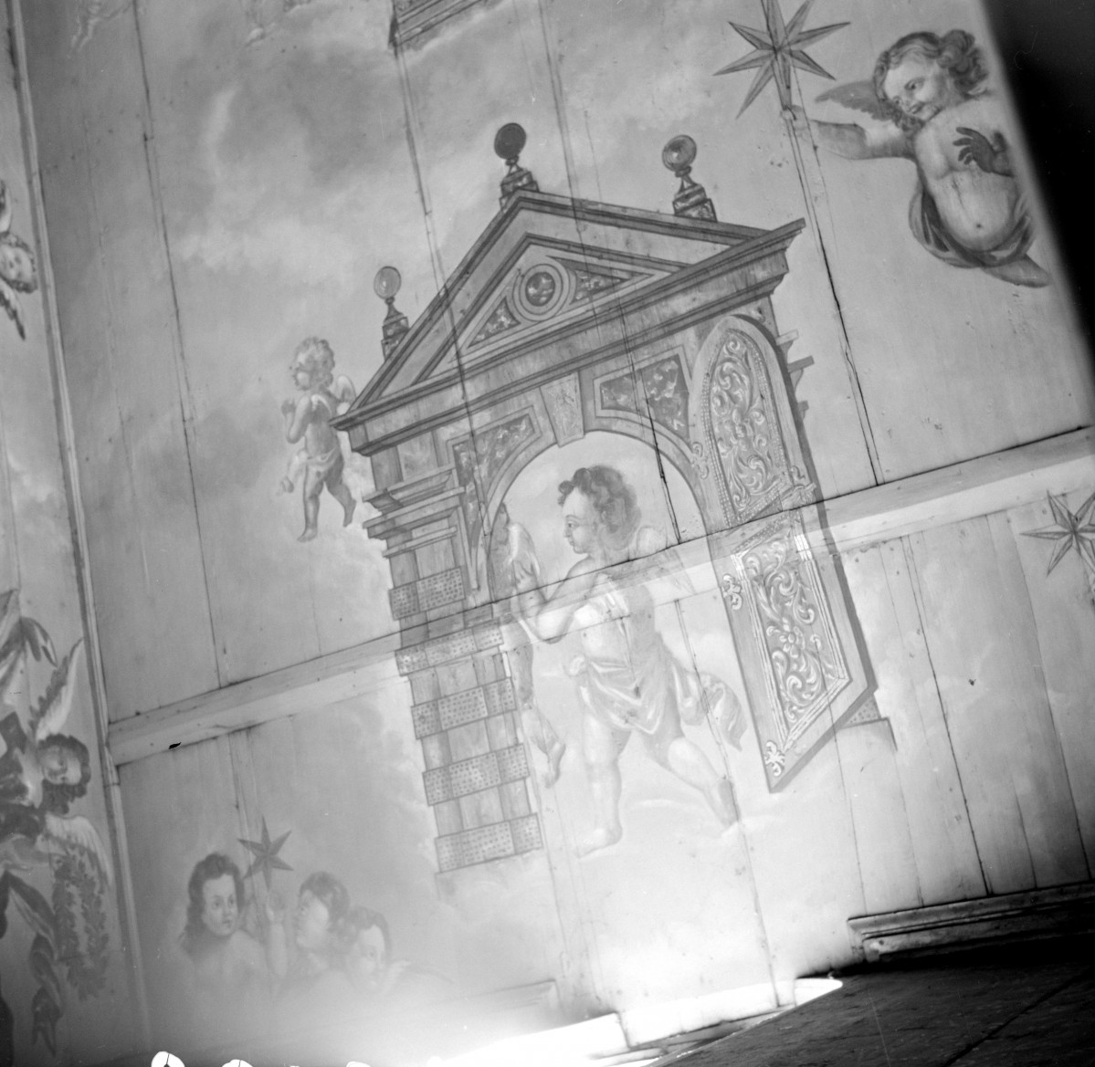 kościół Pokoju im. Trójcy Świętej - wnętrze, polichromia stropu, skan 1