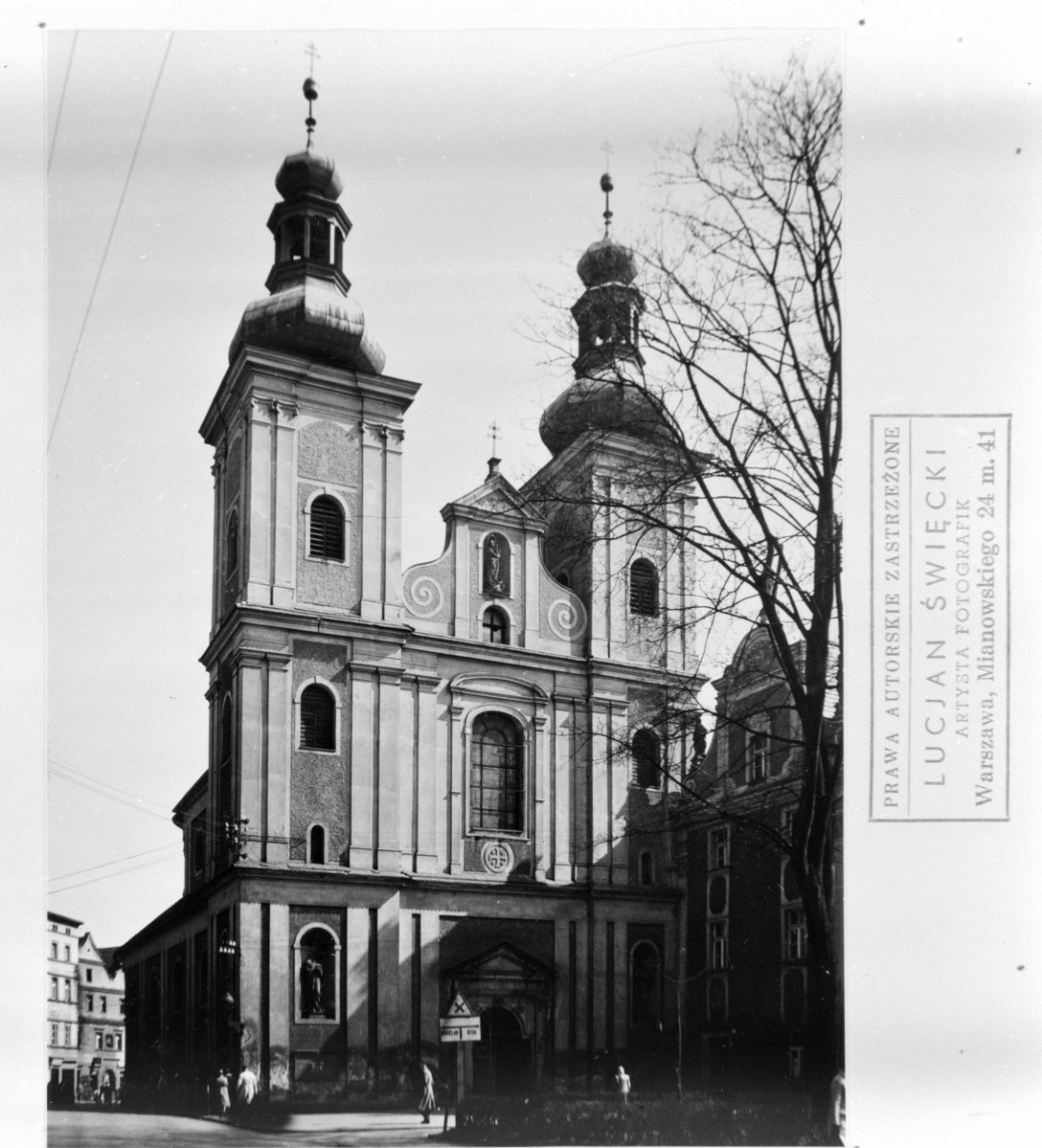 Kościół Matki Bożej Różańcowej - fasada, skan 1