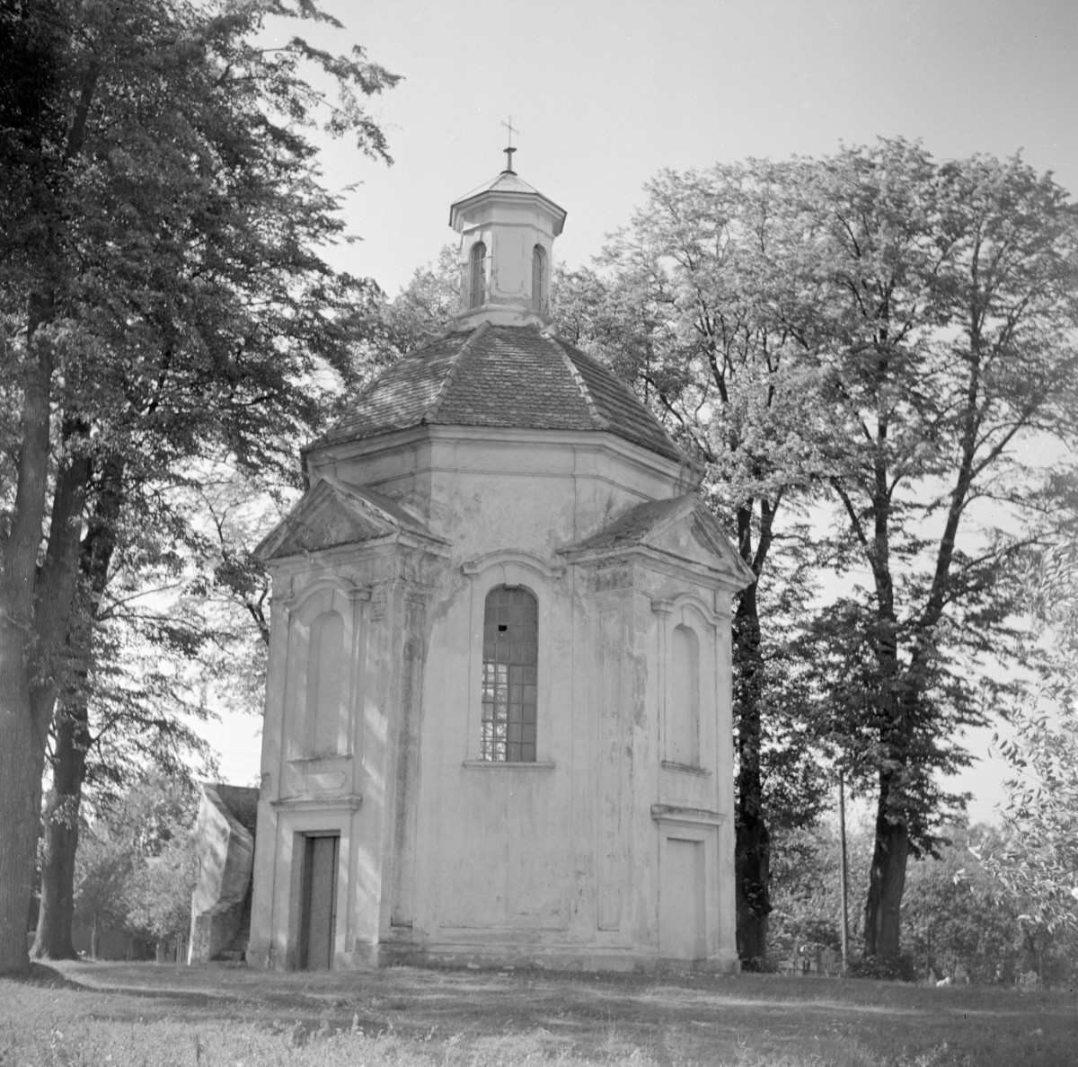 kaplica św. Huberta - elewacja, skan 1